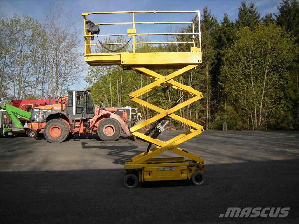 JLG 1930ES Nůžková zvedací plošina