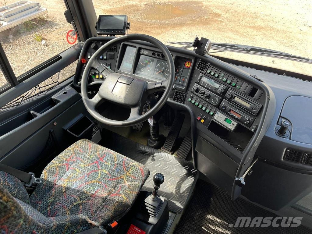 Volvo B12M 4x2 14 SEATS / AC / AUXILIARY HEATING / KITCH Autobuses interurbano