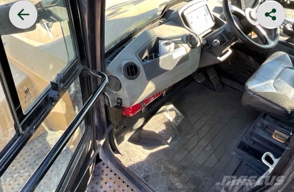 CAT 745 Knik dumptrucks