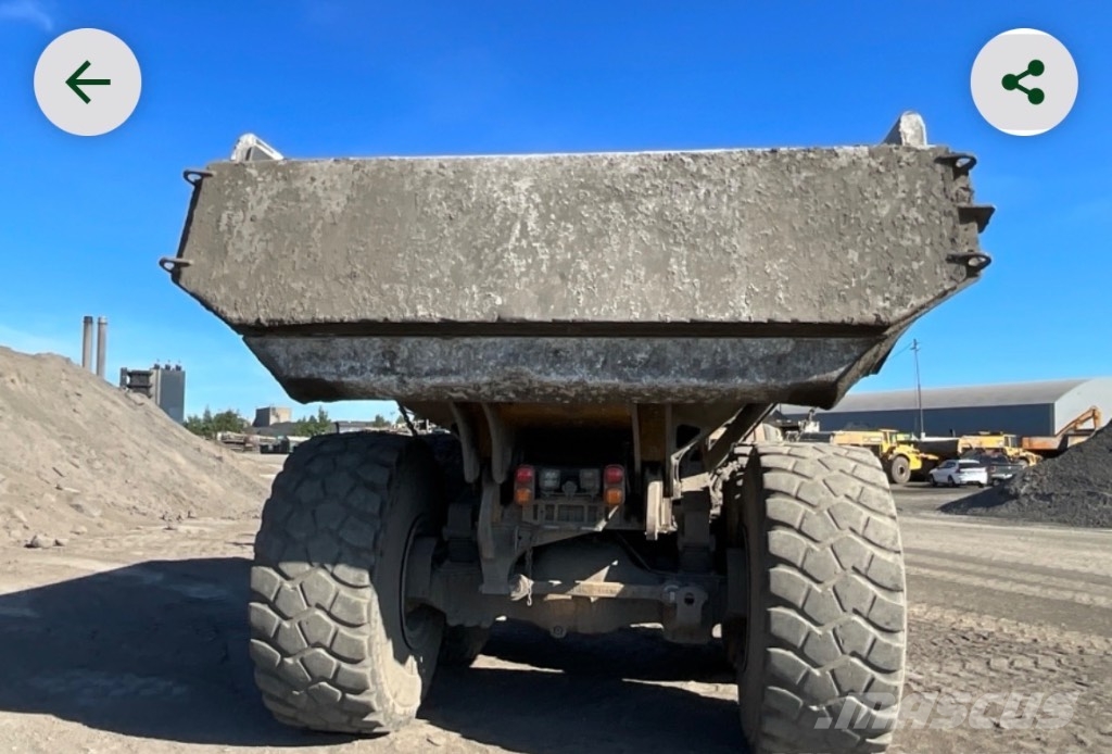 CAT 745 Knik dumptrucks