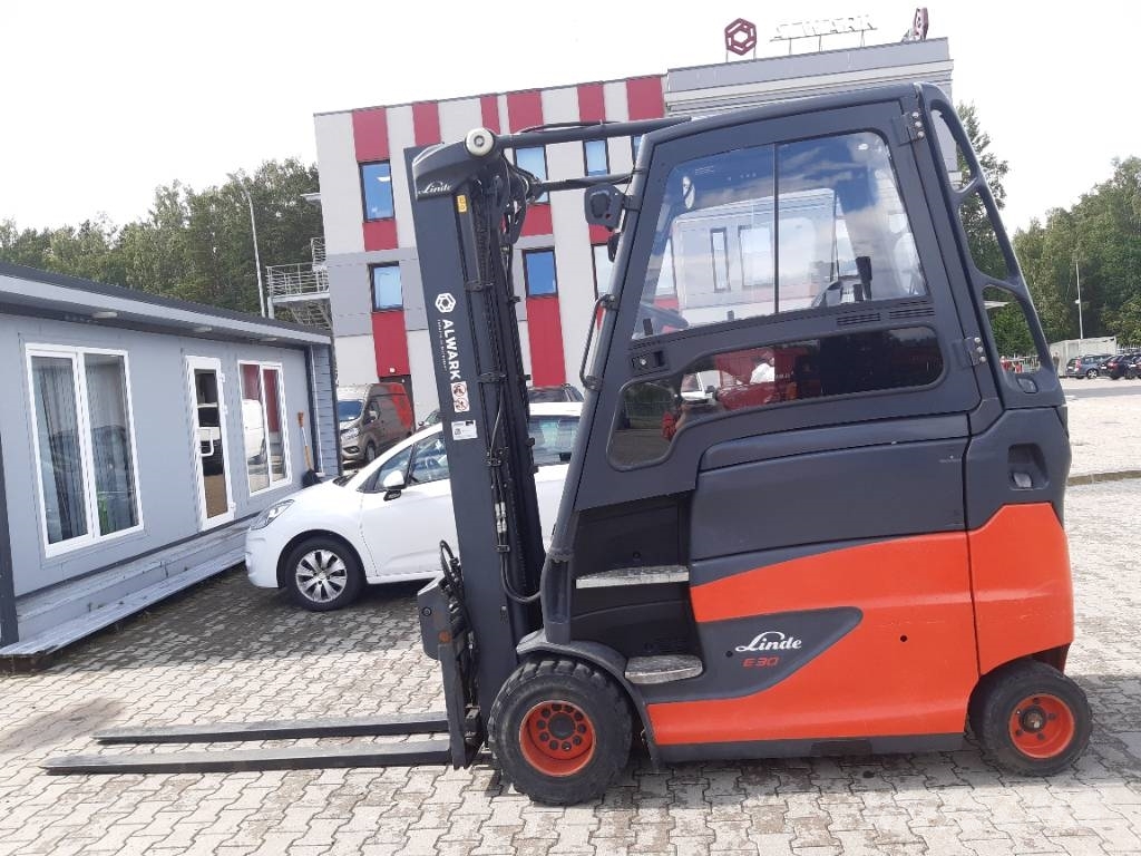 Linde E30HL Elektrikli forkliftler