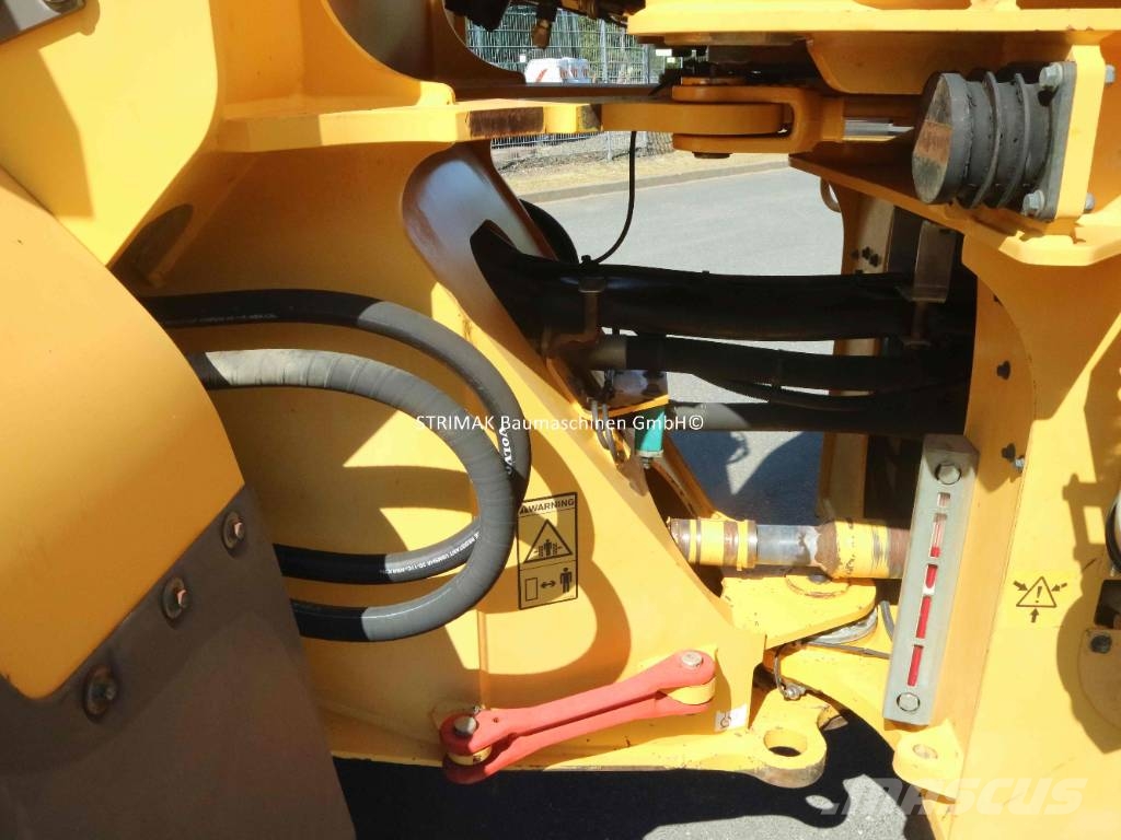 Volvo L 120 E Pás carregadoras de rodas