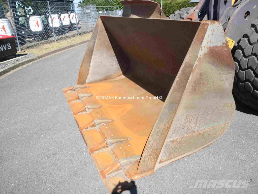 Volvo L 120 E Pás carregadoras de rodas