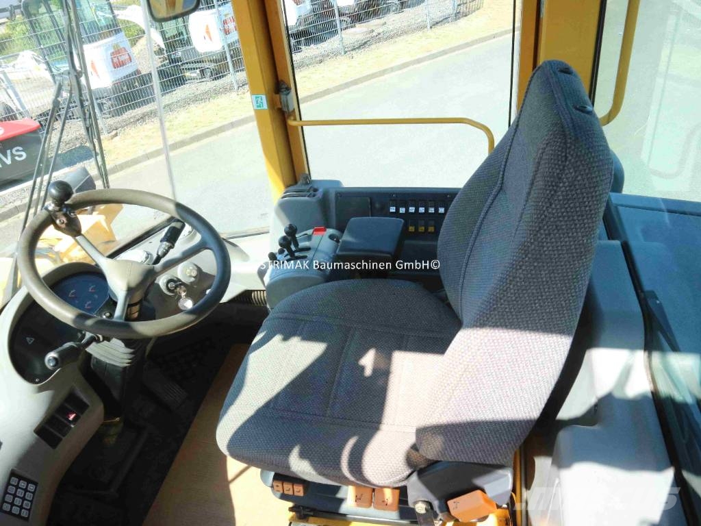 Volvo L 120 E Pás carregadoras de rodas