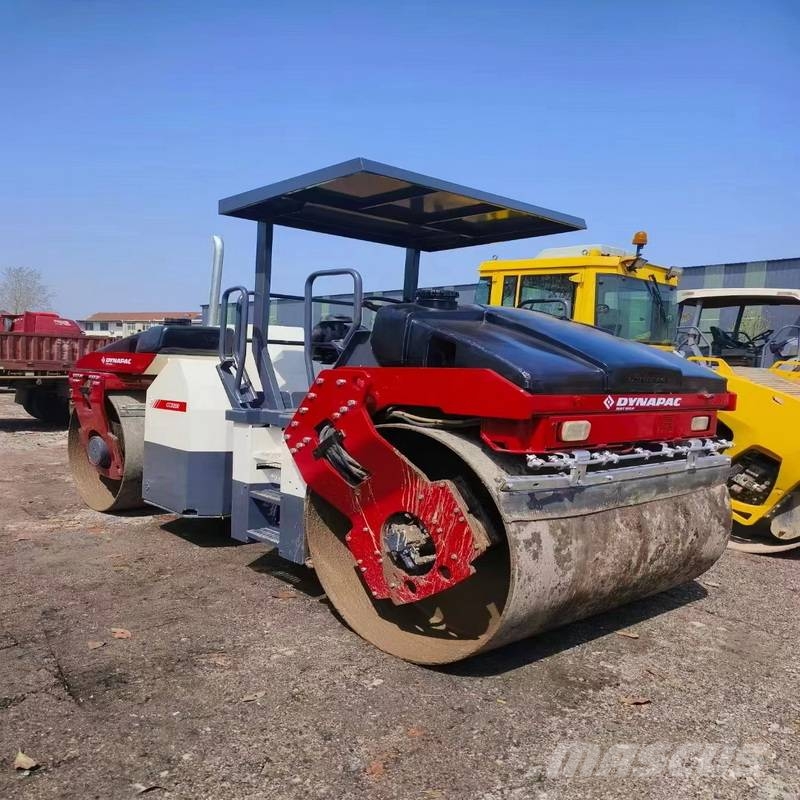 Dynapac CC3200 Valjci sa duplim bubnjem