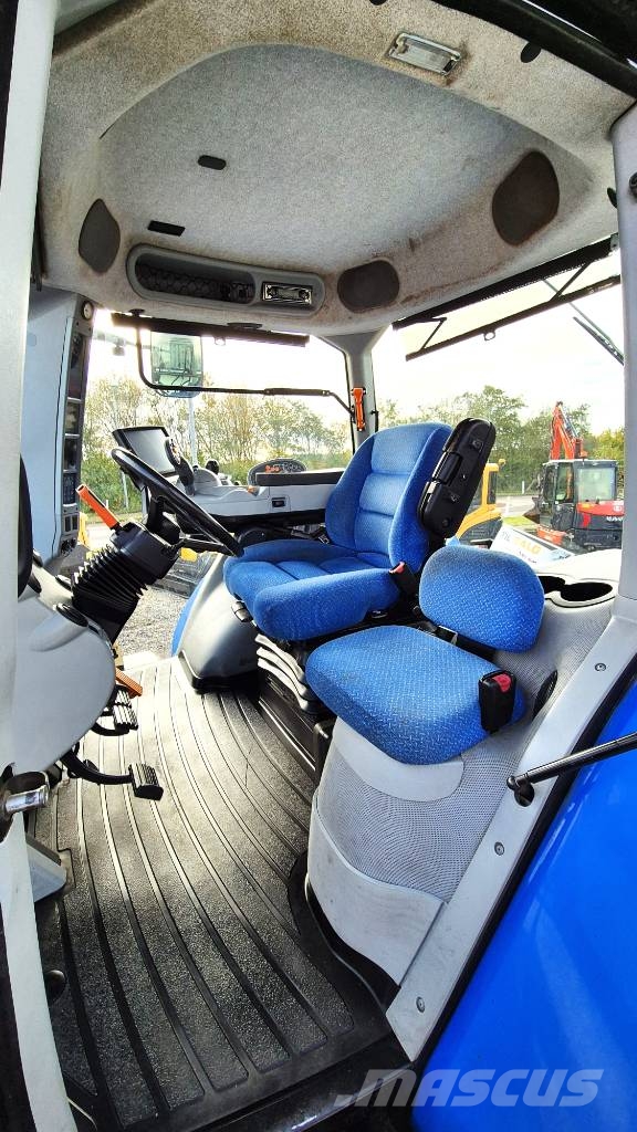 New Holland T 8.300 Traktoren