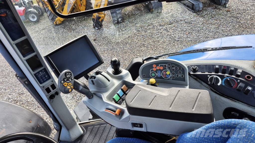 New Holland T 8.300 Traktoren
