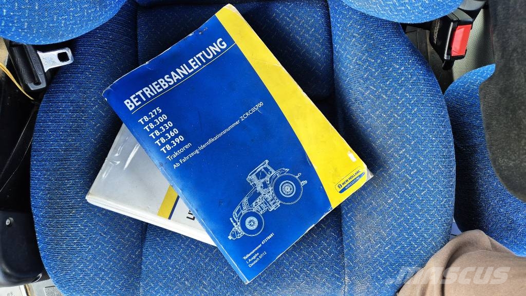 New Holland T 8.300 Traktoren