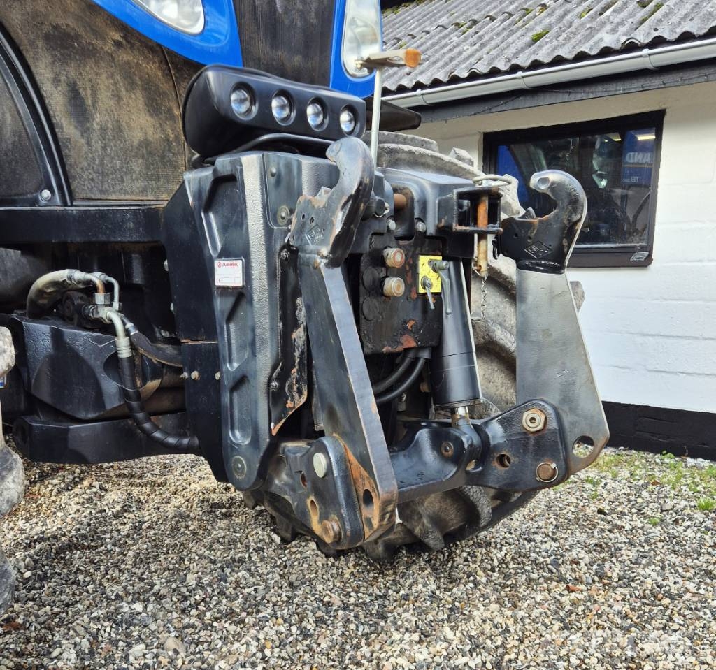 New Holland T 8.300 Traktoren