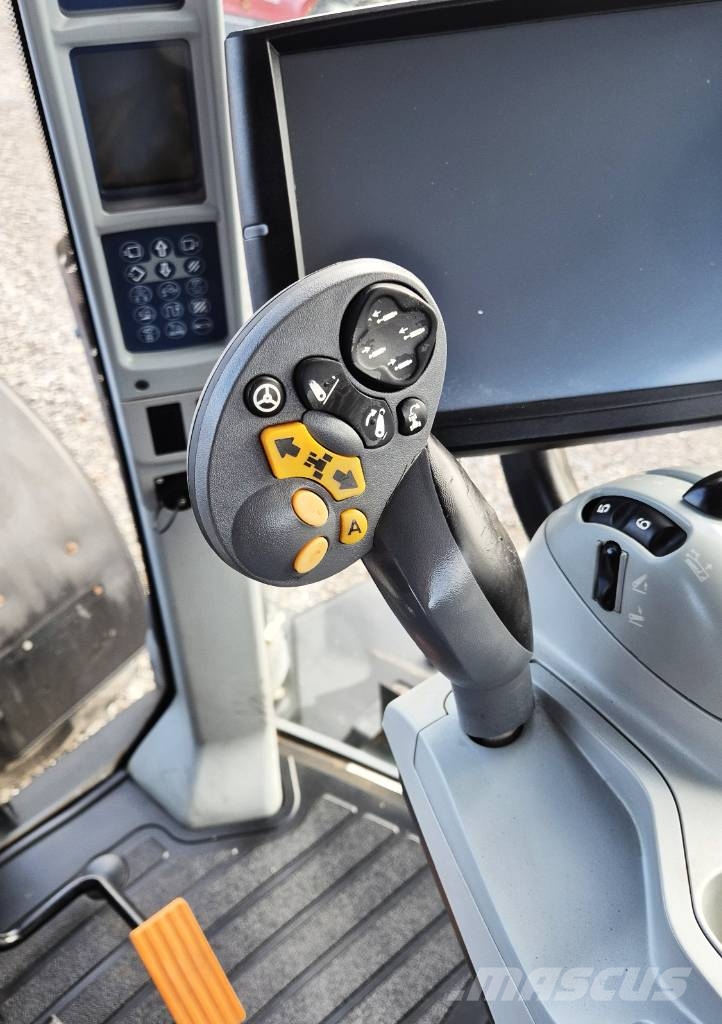 New Holland T 8.300 Traktoren