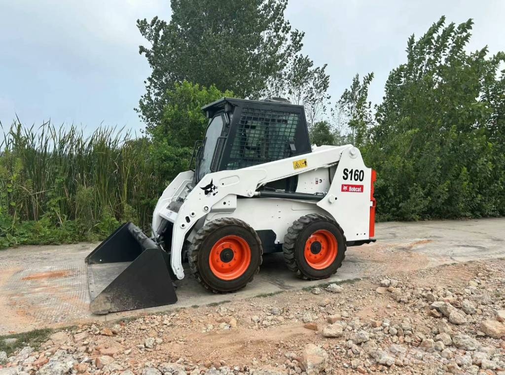 Bobcat S 160 Šmykom riadené nakladače