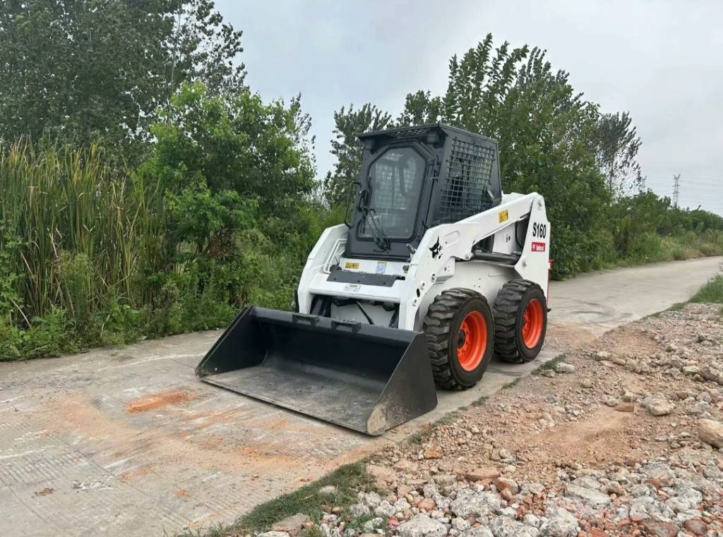 Bobcat S 160 Šmykom riadené nakladače