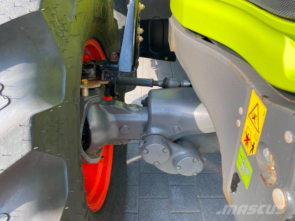 CLAAS Axion 810 Cebis Tractoren