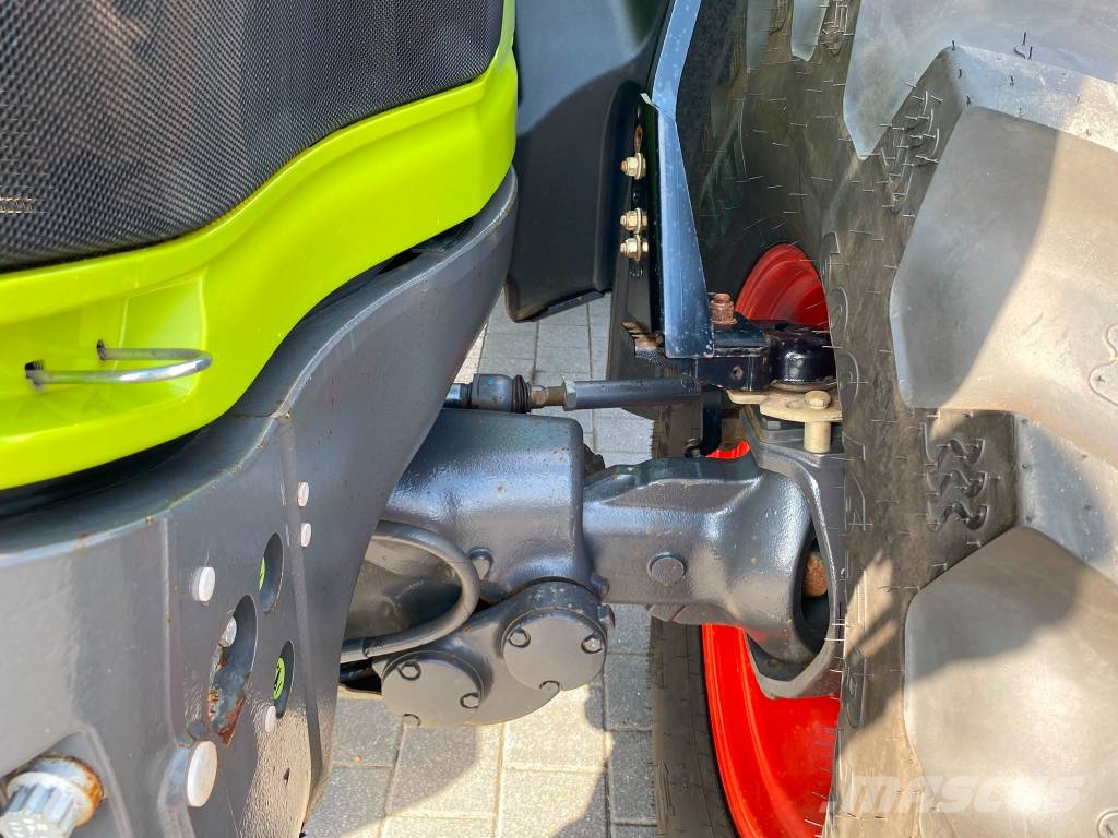 CLAAS Axion 810 Cebis Tractoren
