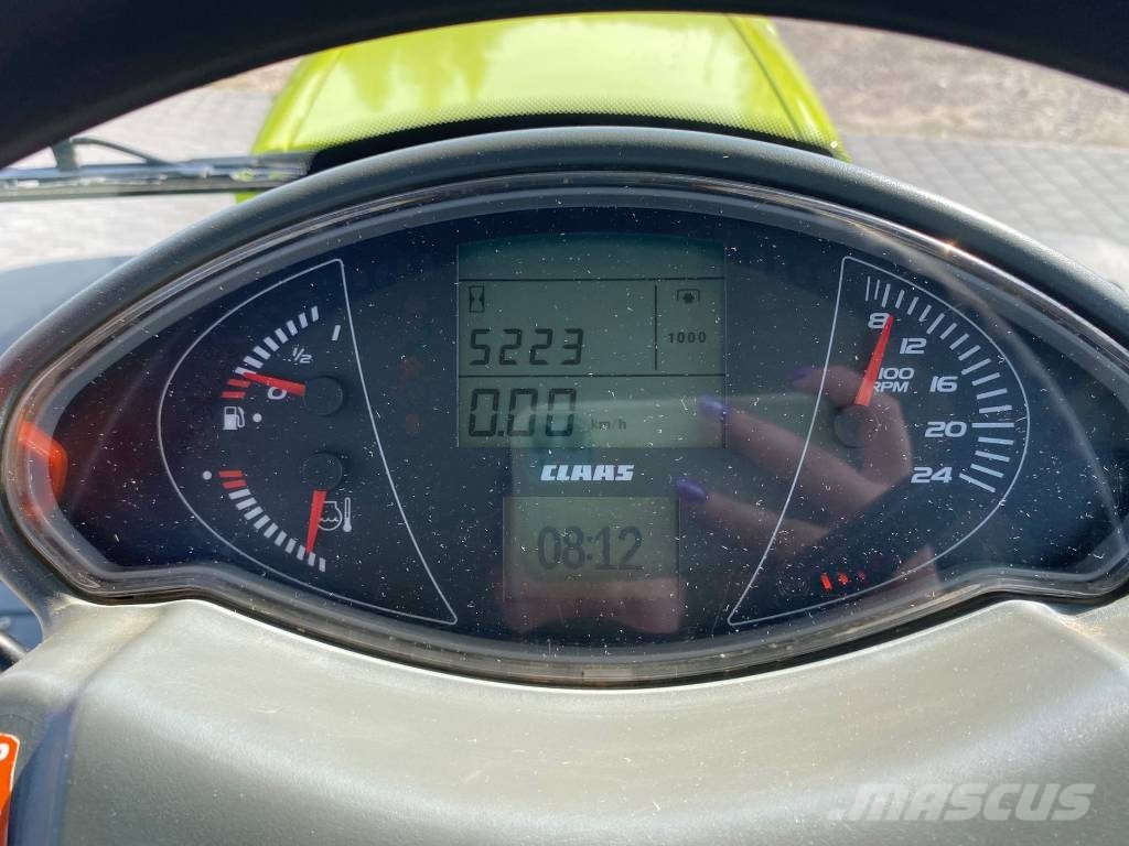 CLAAS Axion 810 Cebis Tractoren