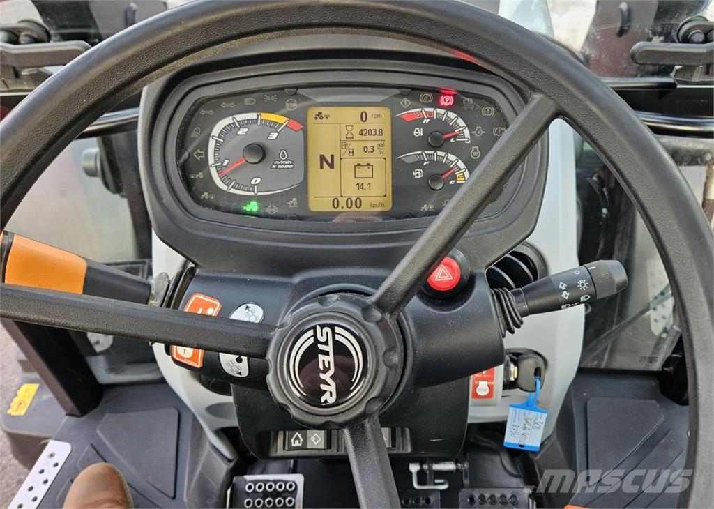 Steyr Kompakt 4115 Ecotech HiLo Traktorit
