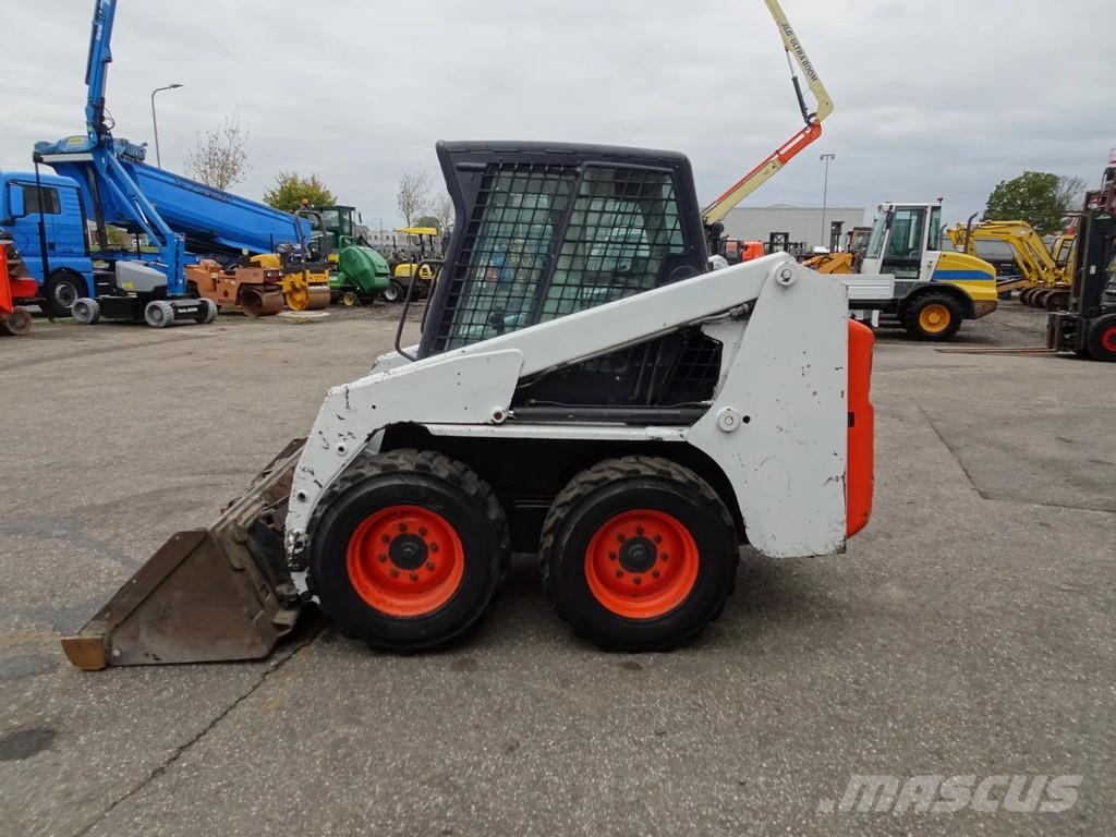 Bobcat S130 Skid steer loaders