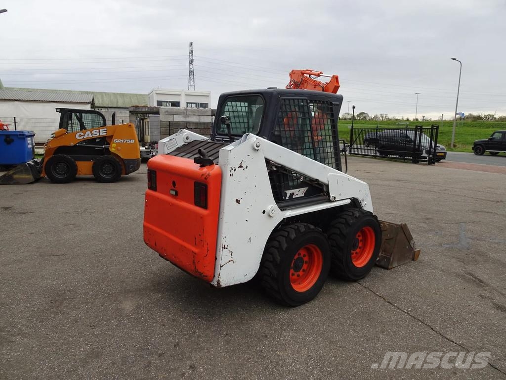 Bobcat S130 Skid steer loaders