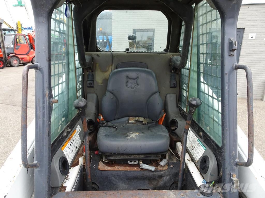 Bobcat S130 Skid steer loaders