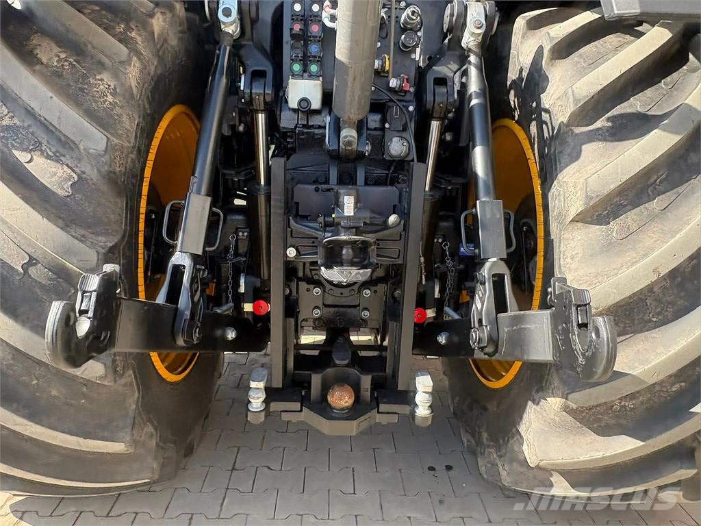 JCB 8330 iCON Traktori