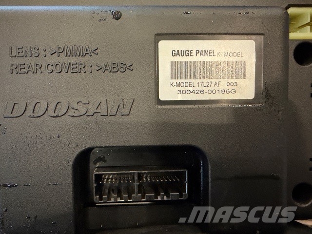 Doosan DL 300-5 USED CAB PARTS HYDRAULIC+ELECTRIC Cabine en interieur