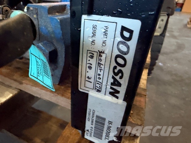Doosan DL 300-5 USED CAB PARTS HYDRAULIC+ELECTRIC Cabine en interieur