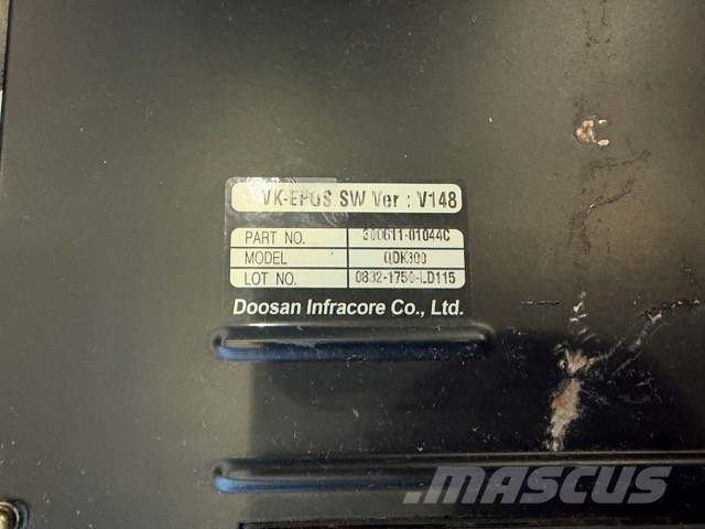 Doosan DL 300-5 USED CAB PARTS HYDRAULIC+ELECTRIC Cabine en interieur