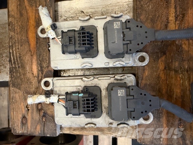 Doosan DL 300-5 USED CAB PARTS HYDRAULIC+ELECTRIC Cabine en interieur