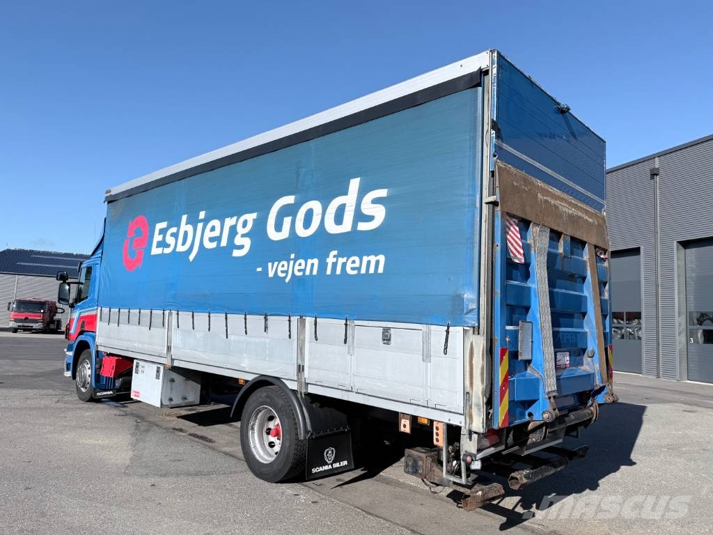 Scania P280 4x2 Euro 5 7,7 m Curtainsider and Taillift Lastbil - Gardin