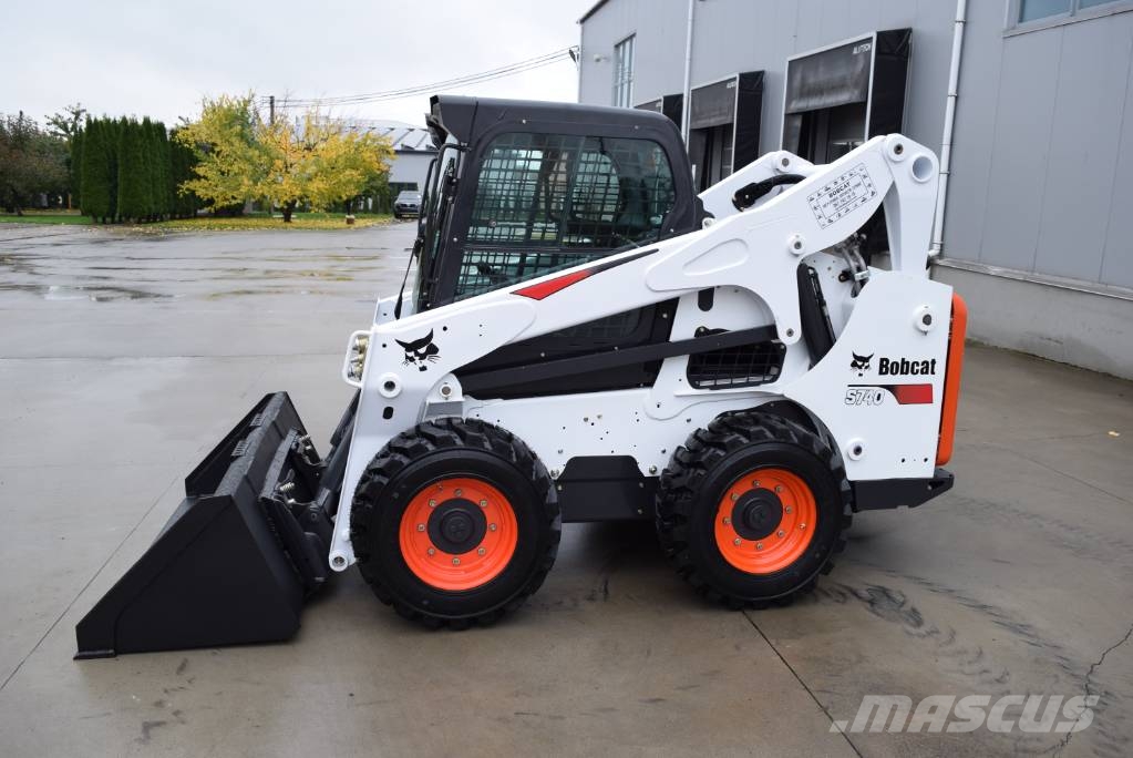 Bobcat S 740 Мини-погрузчики
