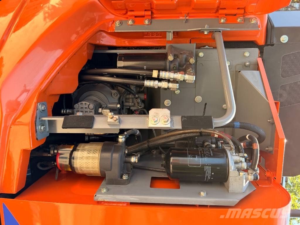 Hitachi ZX135US-6-CTA telescopic arm Polovni specijalni bageri