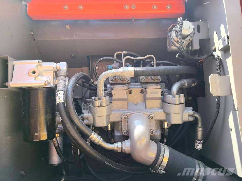 Hitachi ZX 200-3 G Kāpurķēžu ekskavatori