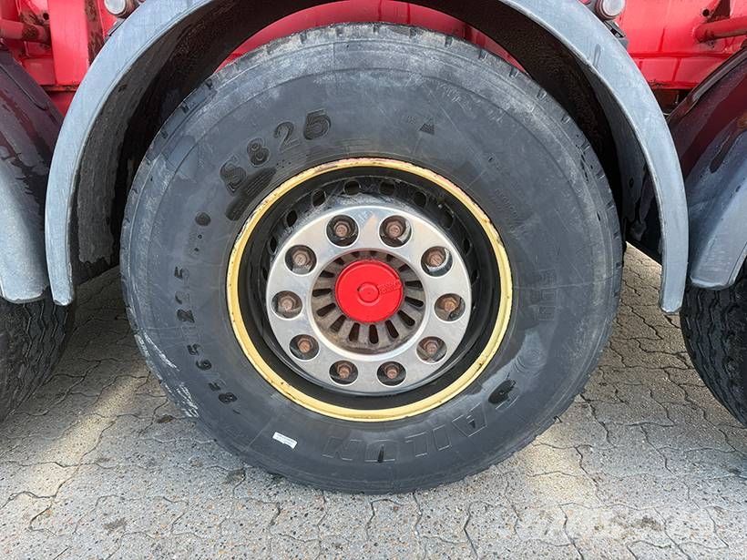 Kel-Berg Tipper / Kippauflieger 37 m3 Savivartės puspriekabės