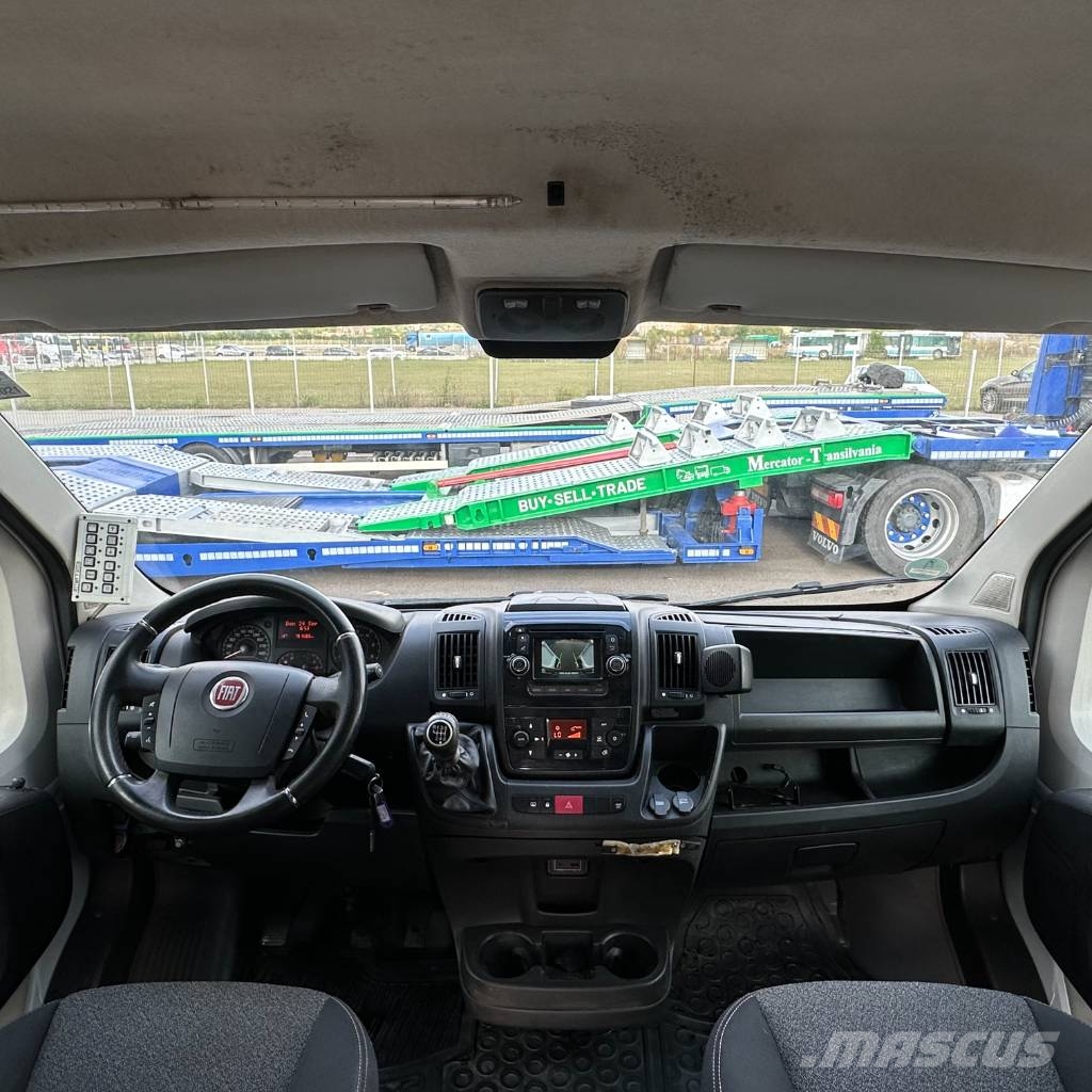 Fiat Ducato 2.3 Multijet Euro 6 / Schwertransport-Begle Vehículos de caha cerrada