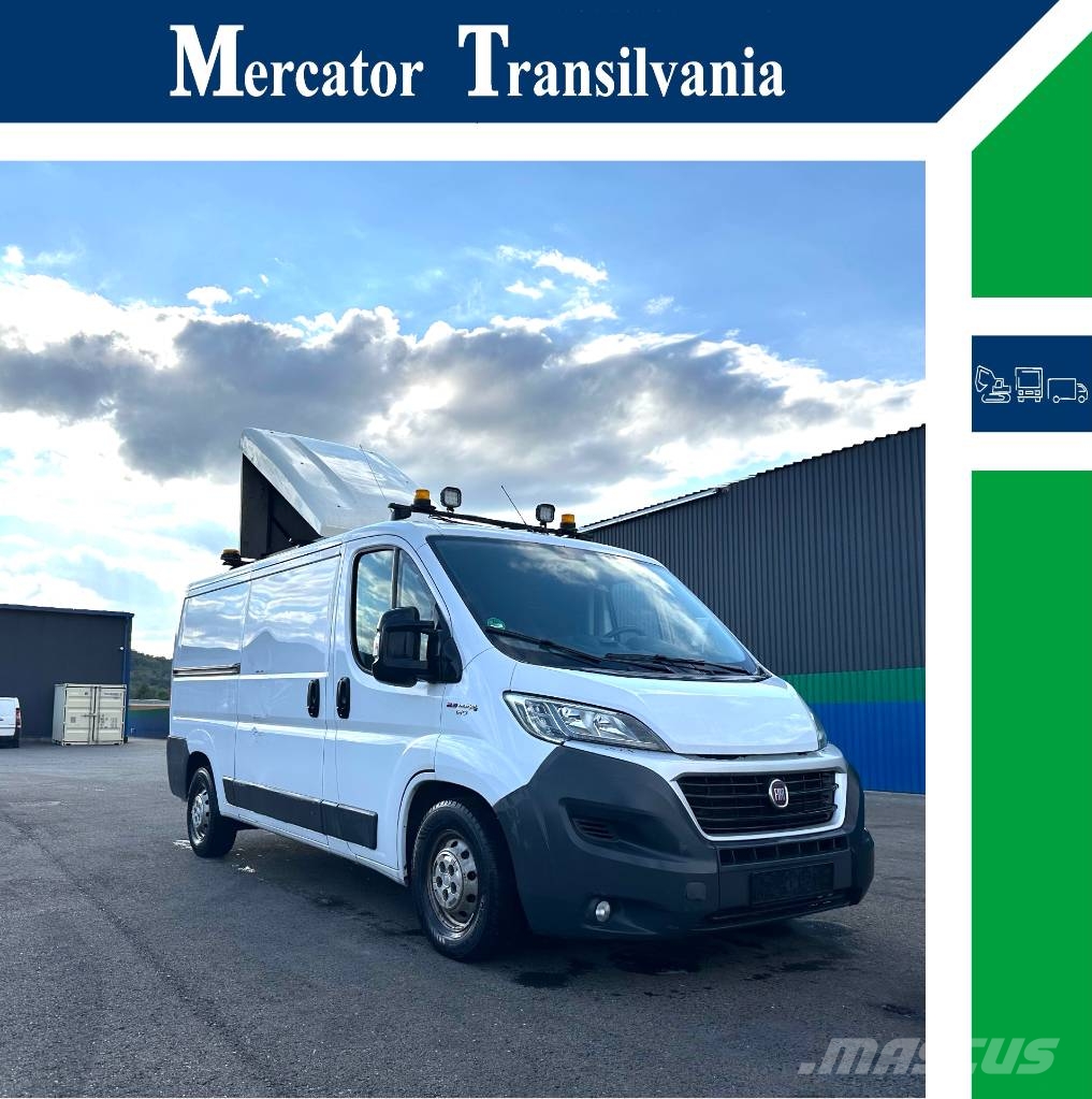 Fiat Ducato 2.3 Multijet Euro 6 / Schwertransport-Begle Vehículos de caha cerrada