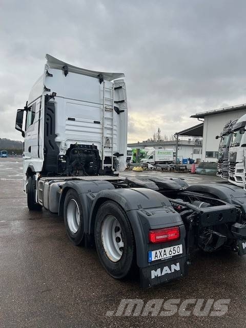 MAN TGX 28.520 6x2-2 BL SA Sattelzugmaschinen