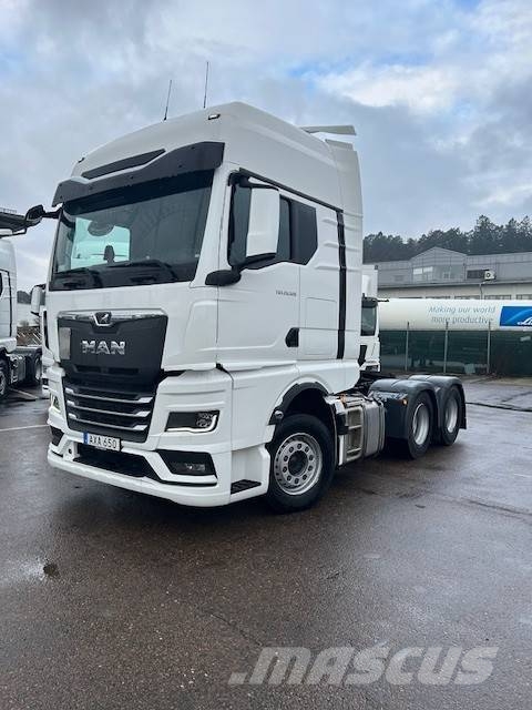 MAN TGX 28.520 6x2-2 BL SA Sattelzugmaschinen