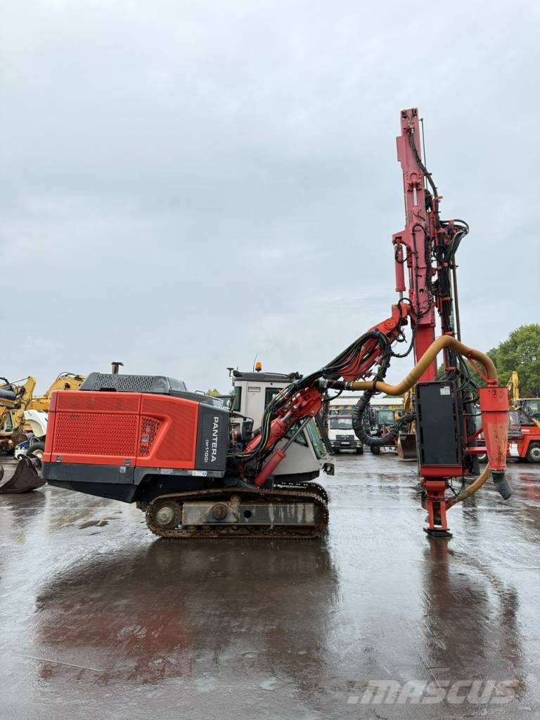 Sandvik Pantera DP 1100i/BJ2016/Motor 10279 H /Bohr 5365 H Гусеничные буровые установки