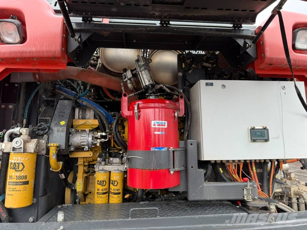 Sandvik Pantera DP 1100i/BJ2016/Motor 10279 H /Bohr 5365 H Гусеничные буровые установки