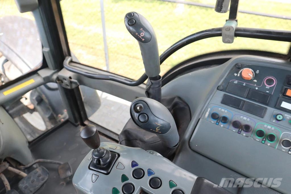 Valtra T160 AC5.5 | MANUEL | POWERSHIFT | DUTCH MACHINE Tractoren