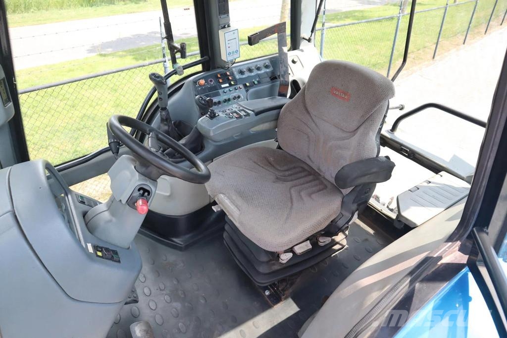 Valtra T160 AC5.5 | MANUEL | POWERSHIFT | DUTCH MACHINE Tractoren