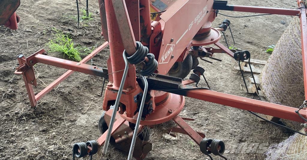 Kuhn Gf5801 Raker og høyvendere