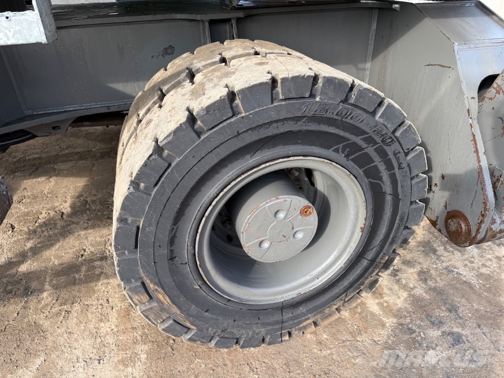 Sennebogen 830 E - 830 M - 830 ME - 830E Bagri za prekladanje primarnih/sekundarnih surovin