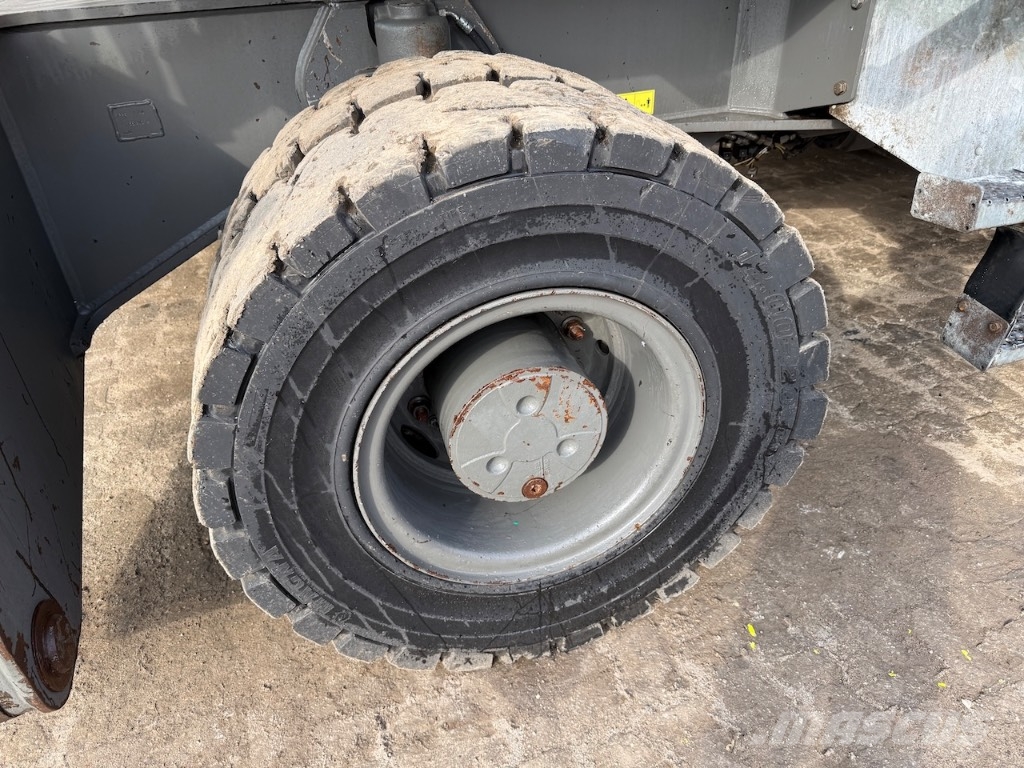 Sennebogen 830 E - 830 M - 830 ME - 830E Bagri za prekladanje primarnih/sekundarnih surovin