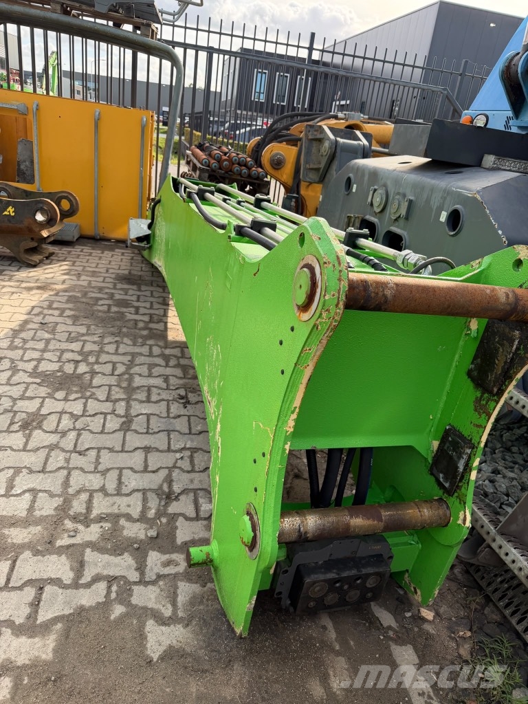Sennebogen 830 E - 830 M - 830 ME - 830E Bagri za prekladanje primarnih/sekundarnih surovin