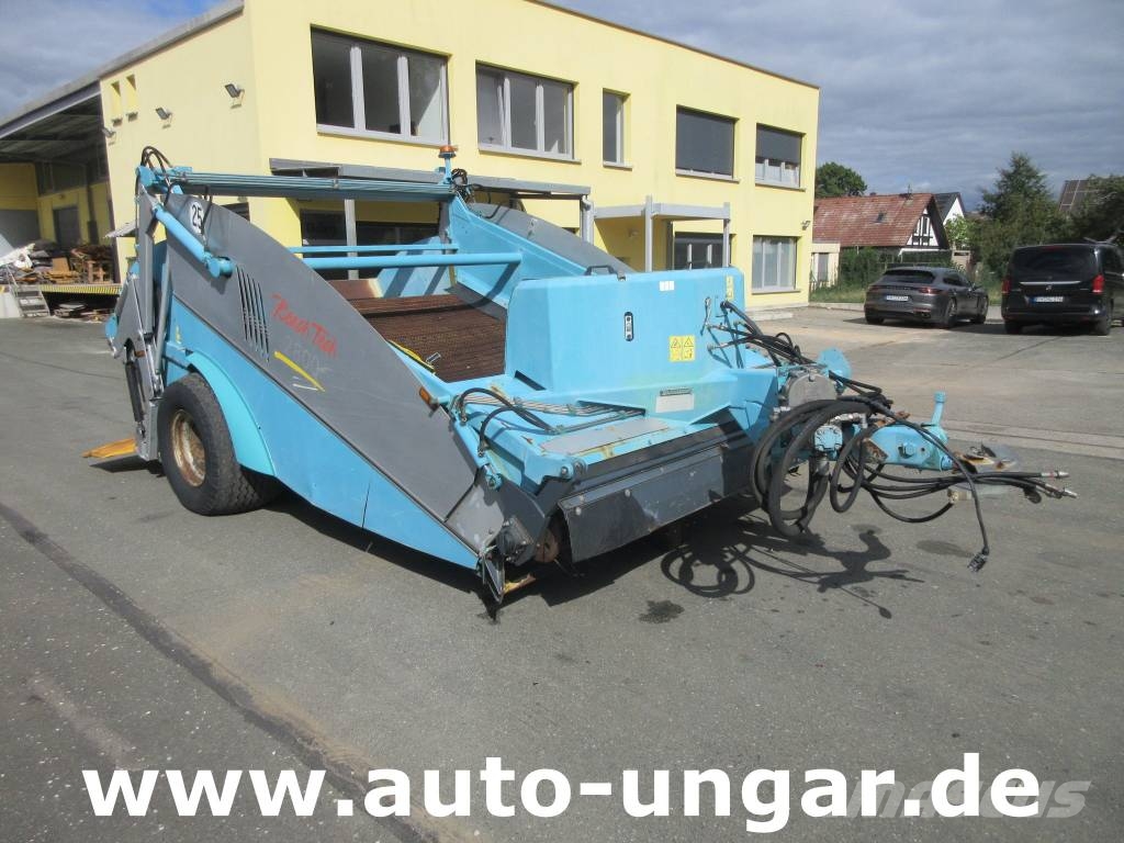 Kässbohrer Beach Tech 2800 Strandreinigungsgerät Beachcleane معدات تنظيف الشاطئ