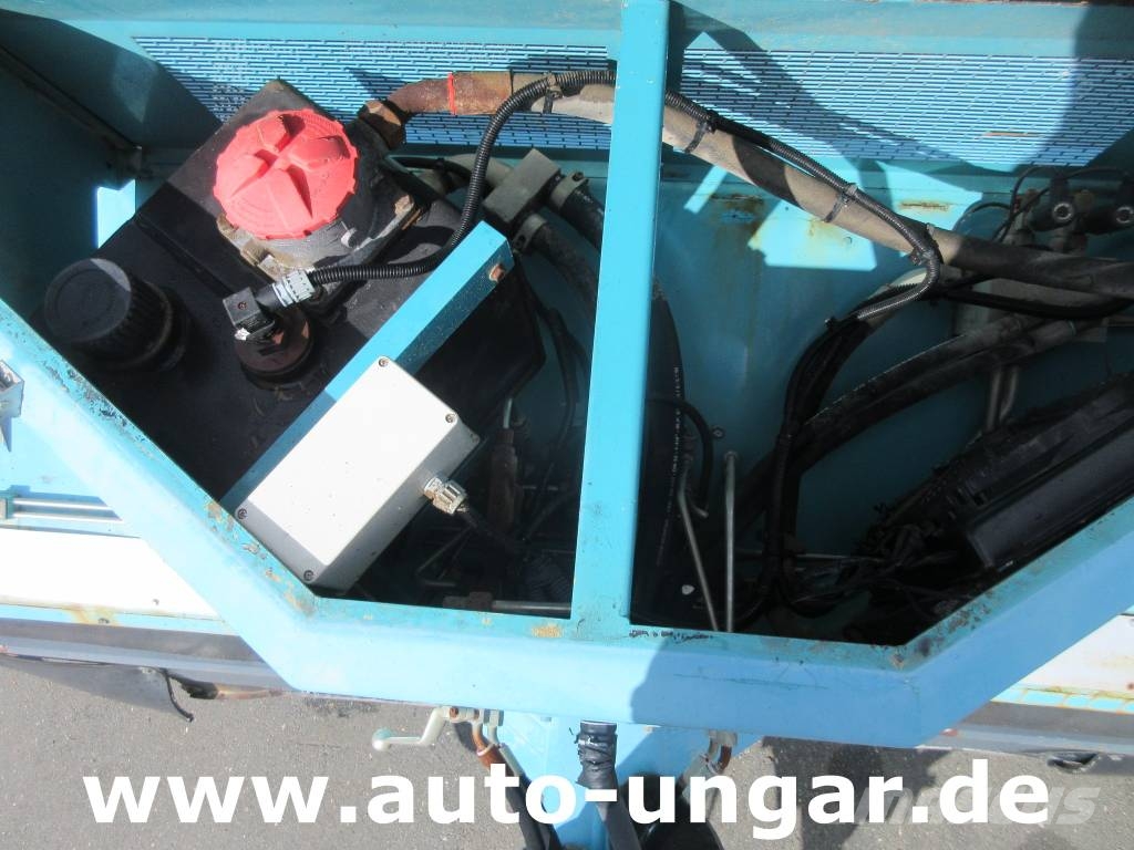 Kässbohrer Beach Tech 2800 Strandreinigungsgerät Beachcleane معدات تنظيف الشاطئ