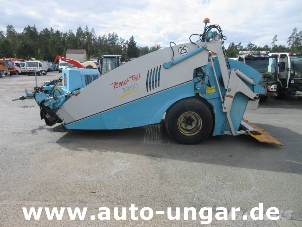 Kässbohrer Beach Tech 2800 Strandreinigungsgerät Beachcleane معدات تنظيف الشاطئ