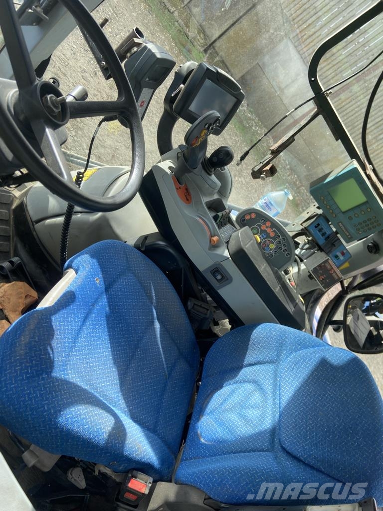 New Holland T7.250 Traktorit