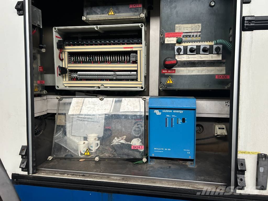 Volvo FL6 de-icing Truck Otros camiones